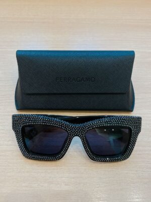 Óculos brilhos Ferragamo