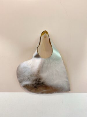 Bolsa metálica coração