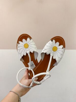 Sandália margarida Manolita 37