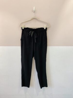 Calça preta cós elástico Zara M