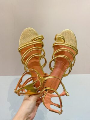 Sandalia dourada Luiza Barcellos 37