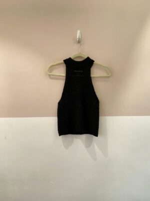 Blusa crochet preta Mango M