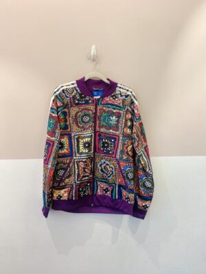 Bomber roxa estampada Adidas + Farm G