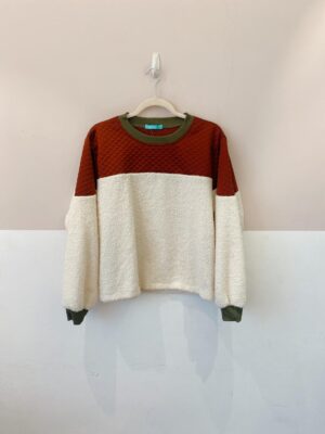 Casaco matelassê vinho/ teddy Batiche P