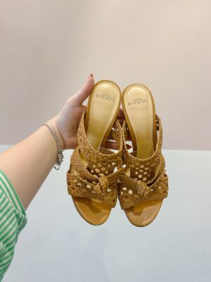 Sandália salto caramelo Birman 37
