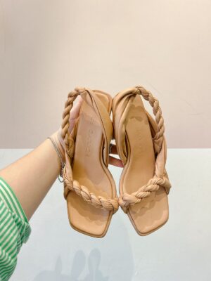 Sandália salto trançada Cris Barros 37