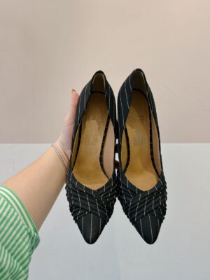 Scarpin risca de giz Ferragamo 35/36