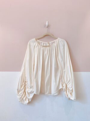 Bata branca Cris Barros 40