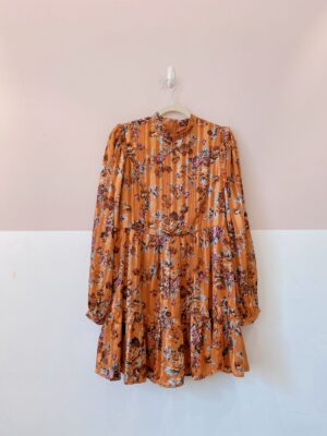 Vestido curto floral marrom G