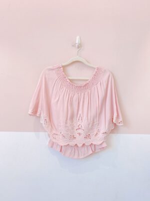 Bata rosa barra detalhes Iorane 36