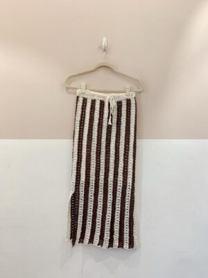Saia midi crochet listrada marrom Saynalô M