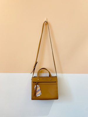 Bolsa tiracolo caramelo Schutz