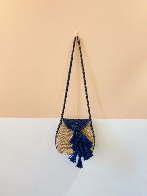 Bolsa palha crochet azul Catarina Mina