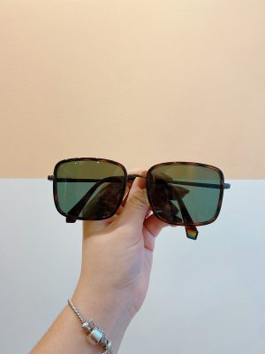 Óculos marrom tartarugado Polaroid