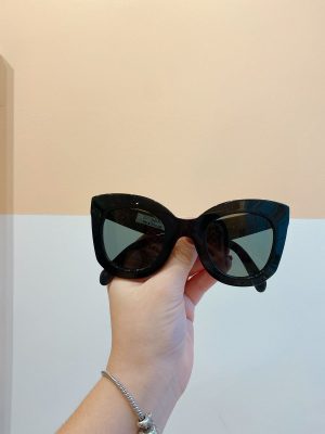 Óculos preto Céline