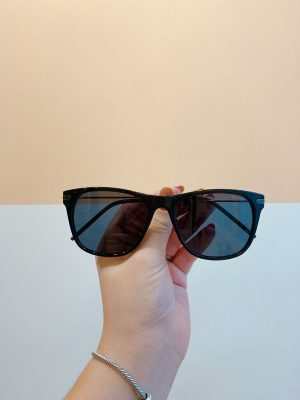 Óculos preto Polaroid