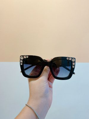 Óculos preto brilhos Carolina Herrera