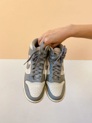 Tênis nike dunk cinza 40