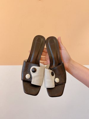 Tamanco p&b Framed 37