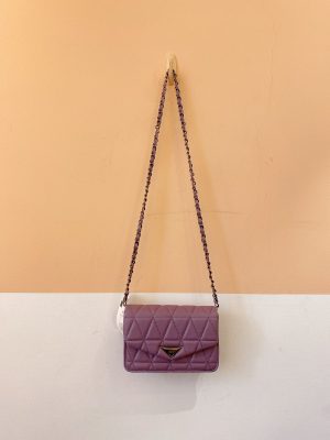 Bolsa lilás Schutz