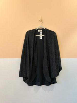 Kimono preto plissado Iorane 42