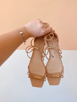 Sandalia bege Schutz 36