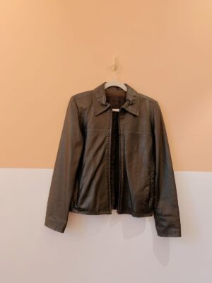 Jaqueta preta couro P