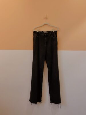 Pantalona preta jeans NV 40